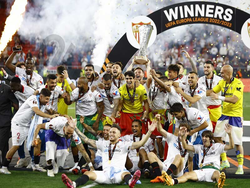Đội bóng nào vô địch Cúp C2 nhiều nhất: Sevilla